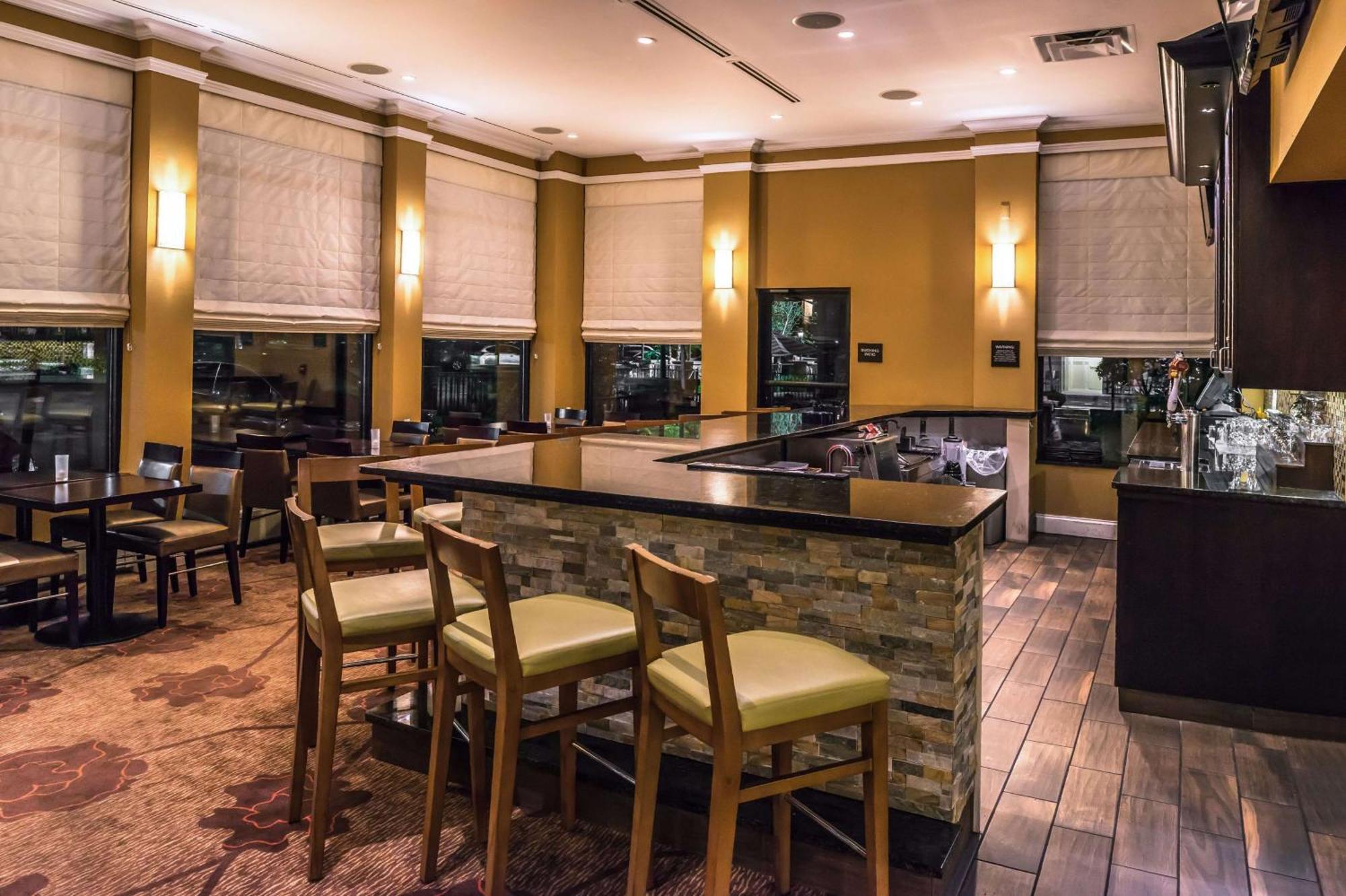 Hilton Garden Inn Detroit Southfield Exteriér fotografie